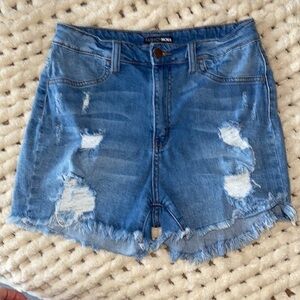 Fashion Nova distressed high waisted Jean Shorts size 30